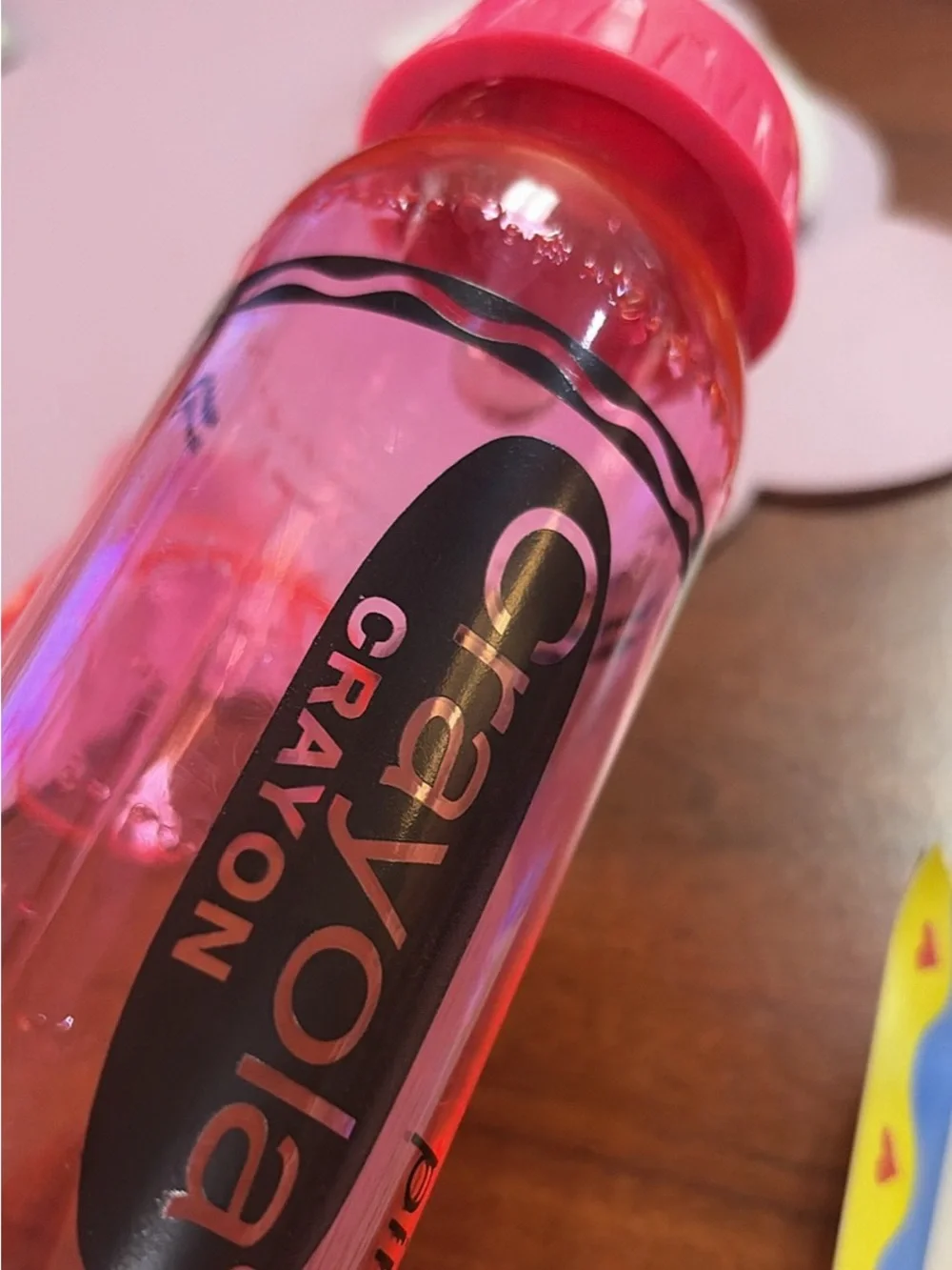 New Vintage 1990 Munchkin Baby Bottle Crayola theme. Pink. Clear. Collectible